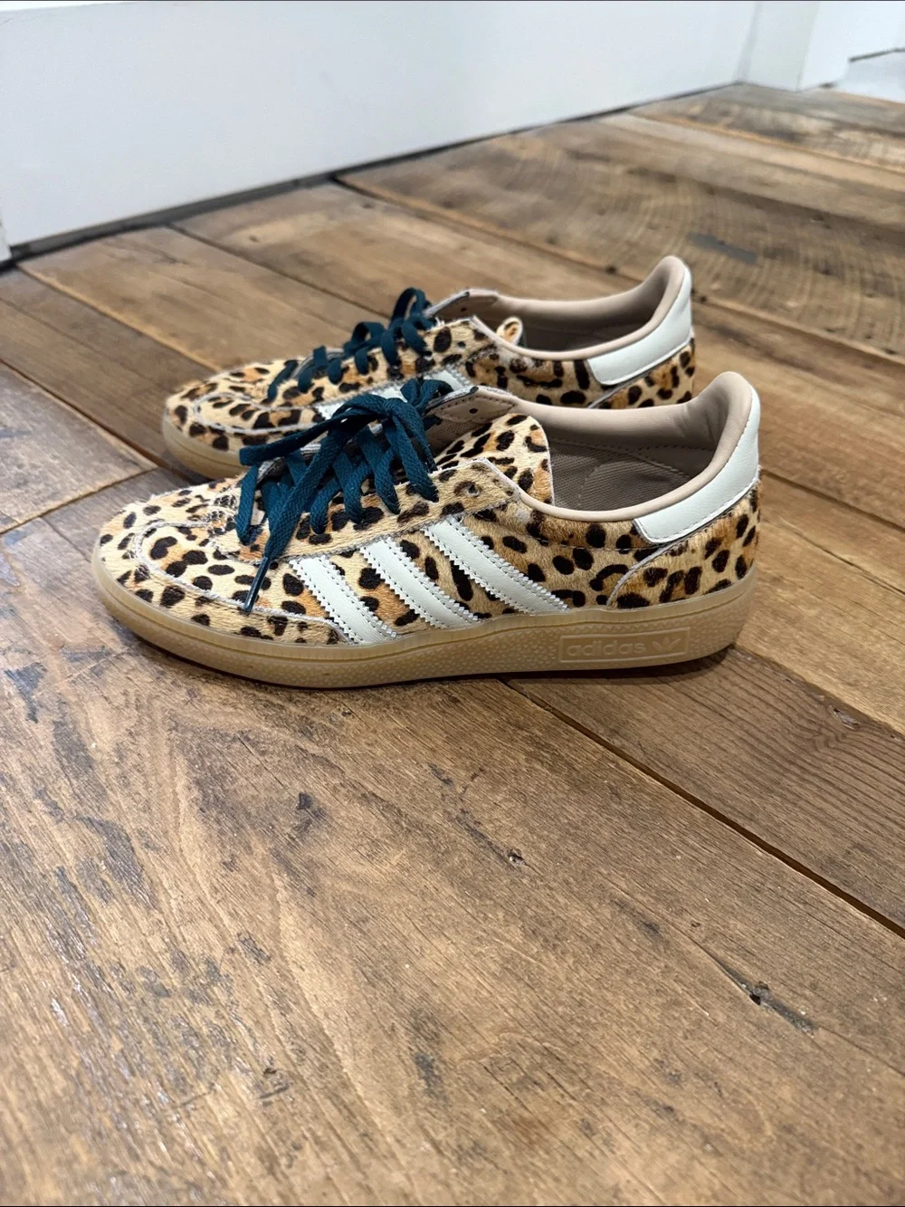 ADIDAS Handball Spezial. leopard / animal
print. size 6. - Picture 3 of 7